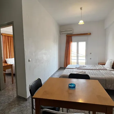 Appartamento Apts Tsoútsouros